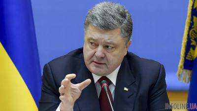 Президент Украины Петр Порошенко назвал право приостанавливать полномочия местных советов "страховкой от сепаратизма"
