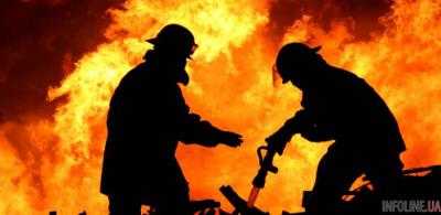 На химическом заводе в городе Феникс в США произошел пожар