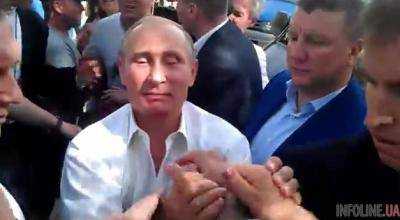 Крым. Фанатики едва не разорвала Путина в Бахчисарае. Видео