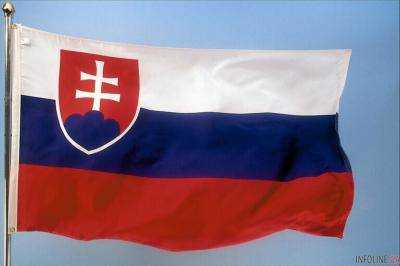 Словакия ввела временный контроль на своих границах с Венгрией и Австрией