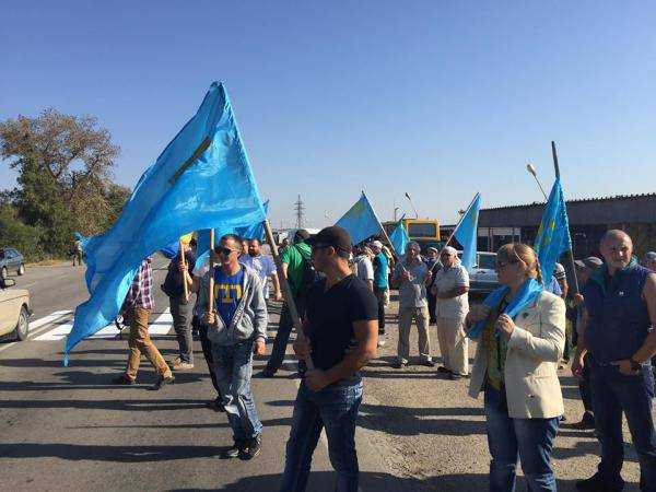 Активисты провели митинг перед началом "продовольственной блокады". Фото. Видео.