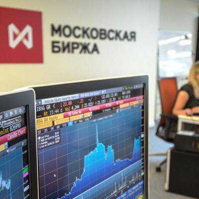 В течении сегодняшнего дня торги на Московской бирже приостановили второй раз