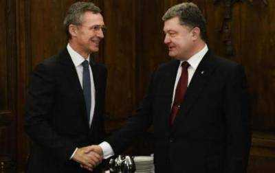 Президент Украины П.Порошенко провел встречу с Генсеком НАТО Йенсом Столтенбергом