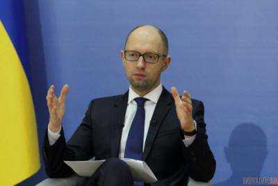 Членство Украины в НАТО требует согласования со стороны стран-членов - А.Яценюк