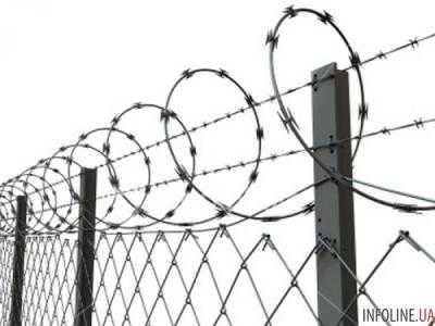 Венгерские власти без предупреждения начали сооружение забора из колючей проволоки на границе со Словенией