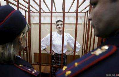 Народного депутата, украинскую летчицу Надежду Савченко привезли на заседание суда