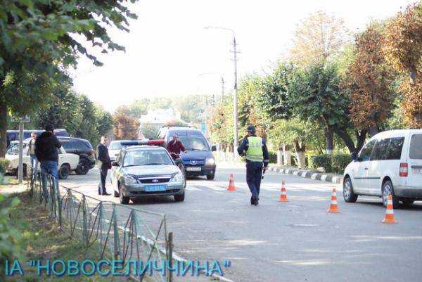 На Буковине автозак сбил ребенка возле гимназии