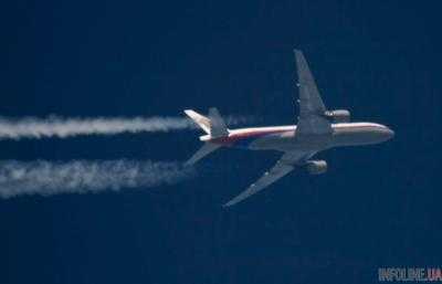 В момент попадания ракеты в Boeing 777 вблизи были еще три самолета