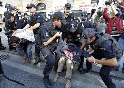 В Турции назвали имена вероятных исполнителей теракта в Анкаре