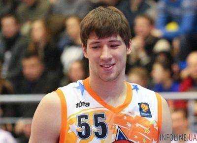 Баскетболист сборной Украины Вячеслав Кравцов дебютировал в матче Евролиги