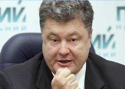Президент П.Порошенко заявил, что рассчитывает на честный и прозрачный подсчет голосов