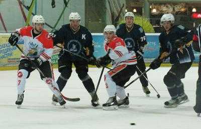 "Витязь" и "Кременчуг" открыли 7-й тур хоккейного чемпионата Украины