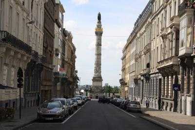 Брюссель остается на чрезвычайном положении