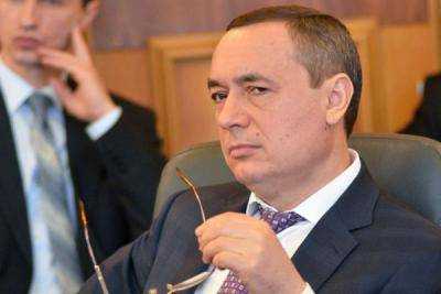 Народный депутат от фракции "Народный фронт" Николай Мартыненко заявил, что сложит полномочия