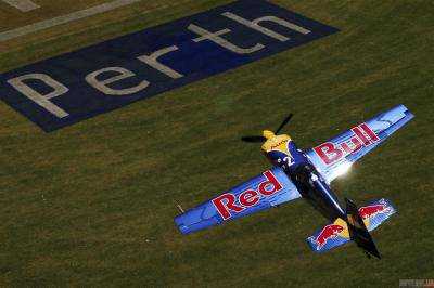 США. В результате авиакатастрофы погиб двукратный чемпион мира по пилотажной гонке Майк Мэнголд