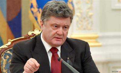 Порошенко: пластиковые паспорта должны стоить в пределах 100-160 грн без НДС