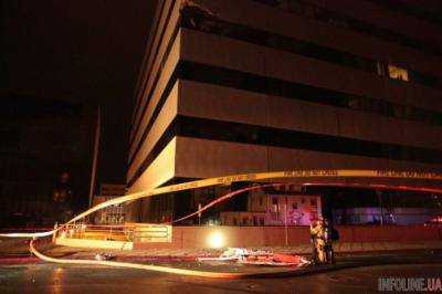 США. В центре города Анкоридж самолет врезался в офисное здание: погиб пилот