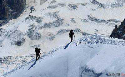 Попавшие под лавину на Ельбрусе украинские альпинисты госпитализированы