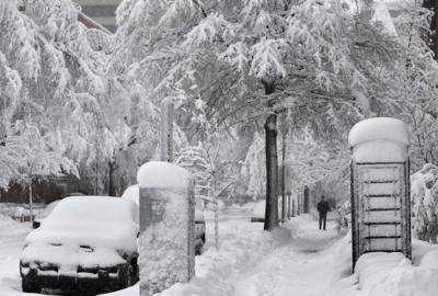 США: Из-за снегопада в Вашингтоне объявили чрезвычайное положение