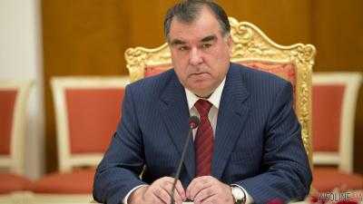 В Таджикистане власти взяли под свой контроль интернет
