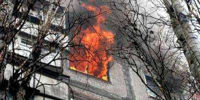 В Киеве во время тушения пожара погиб пожарник