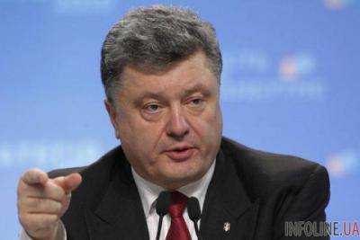 Глава государства П.Порошенко подписал указ о шефской помощи военным ВСУ