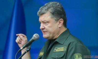 Порошенко выступил за привлечение на военную службу демобилизованных с боевым опытом