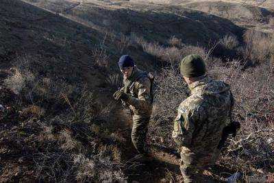 В зоне АТО трое украинских военных получили ранения - АП