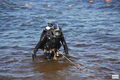В Херсонской области спасатели достали тело мужчины из воды Каховского водохранилища