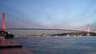 В Стамбуле построили третий мост через Босфор