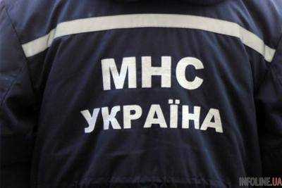 В Днепропетровске горел Лоцманский спуск. Видео с места происшествия