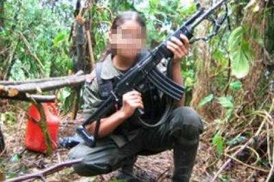 В Колумбии в состав неправительственных военных групп берут детей