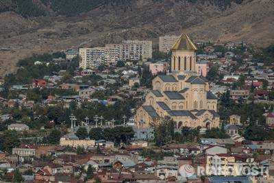 Грузия: в Тбилиси горел собор Святой Троицы