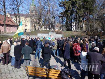 Львовяне почтили память Вячеслава Чорновила