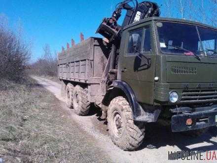 На Закарпатье задержали грузовик с незаконной древесиной