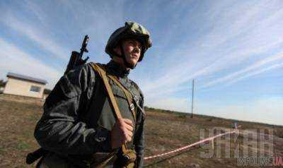 За день боевики 25 раз обстреляли позиции сил АТО