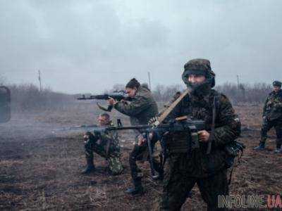 Украинские военнослужащие отбили нападение боевиков в районе Лебединского