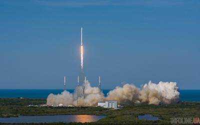 Ракета Falcon 9 впервые приземлилась на платформу в Атлантическом океане