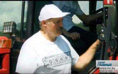 Сельские развлечения президента Беларуси или первый укос вместе с Александром Лукашенко