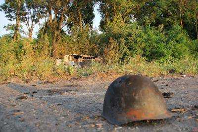 За сутки двое боевиков погибли, шестеро получили ранения