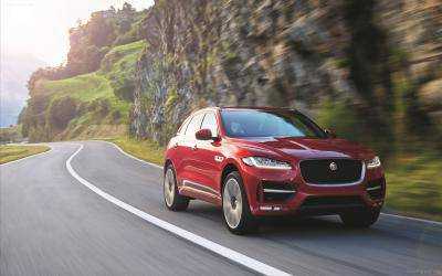 Первый на территории СНГ новейший кроссовер Jaguar F-Pace замечен в Киеве