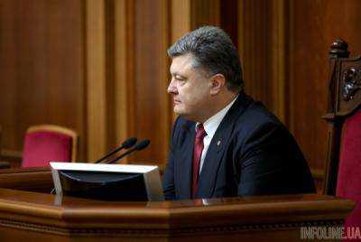 Президент Украины Петр Порошенко подписал закон, который разблокирует реформу общественного вещания в Украине