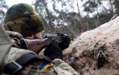 За прошедшие сутки боевики выпустили 18 снарядов по позициям украинских военных в районе шахты "Путиловка"