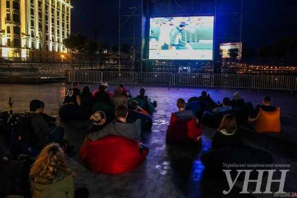 В столице открылась фан-зона "Евро-2016"