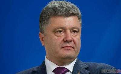 Президент Украины Петр Порошенко заявил, что работает вместе с лидерами Евросоюза