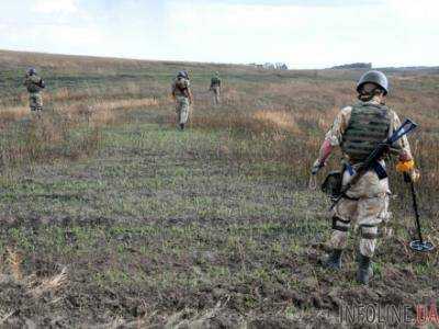 На Донбассе за неделю военные саперы обезвредили 443 взрывоопасных предмета