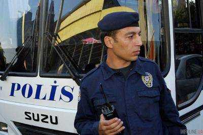 В Турции выдали ордер на задержание 42 журналистов