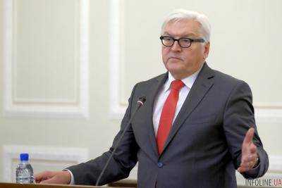 Штайнмаер призвал Россию прекратить огонь в Сирии