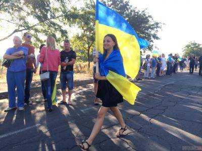 Сегодня в Мариуполь приехали дети из "ДНР"