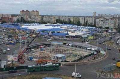 На одной из станций столичного метро треснул пол